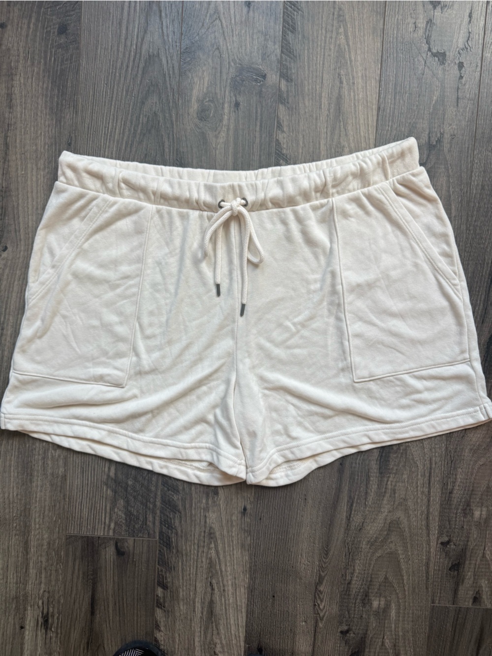Universal Thread Ivory Drawstring Lounge Shorts - Picture 9 of 9